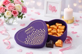 Chokola Sweet Love Heart Shaped Dark Chocolate Gift Box 100g |Vegan & Gluten-Free Couverture Chocolate | Premium Chocolate for Valentine’s Day, Festivals & Gifting
